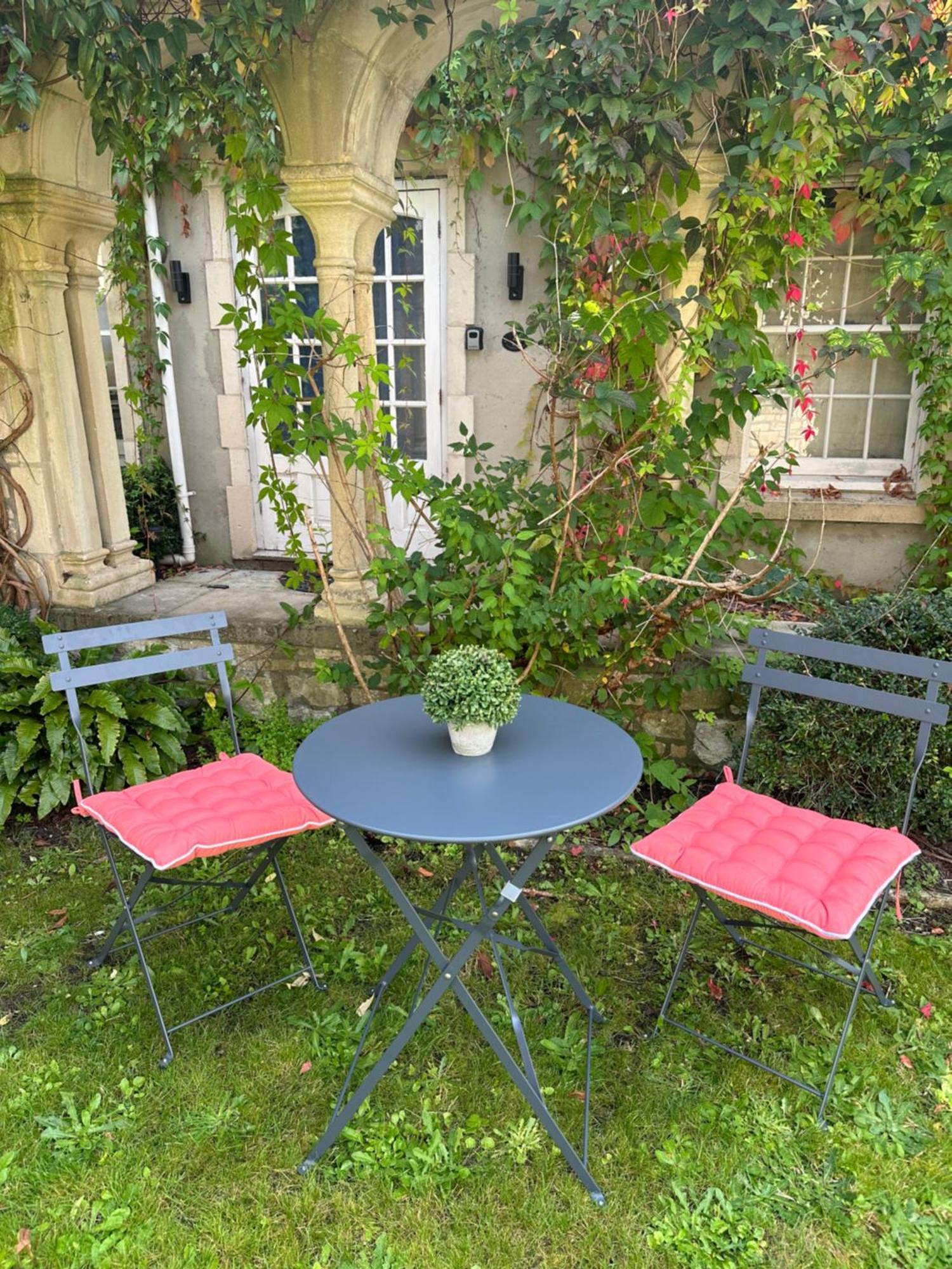 Cosy Stylish Studio Apartment Trowbridge Exteriör bild